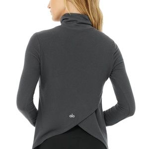 Alo yoga Embrace Long Sleeve NWT never wear